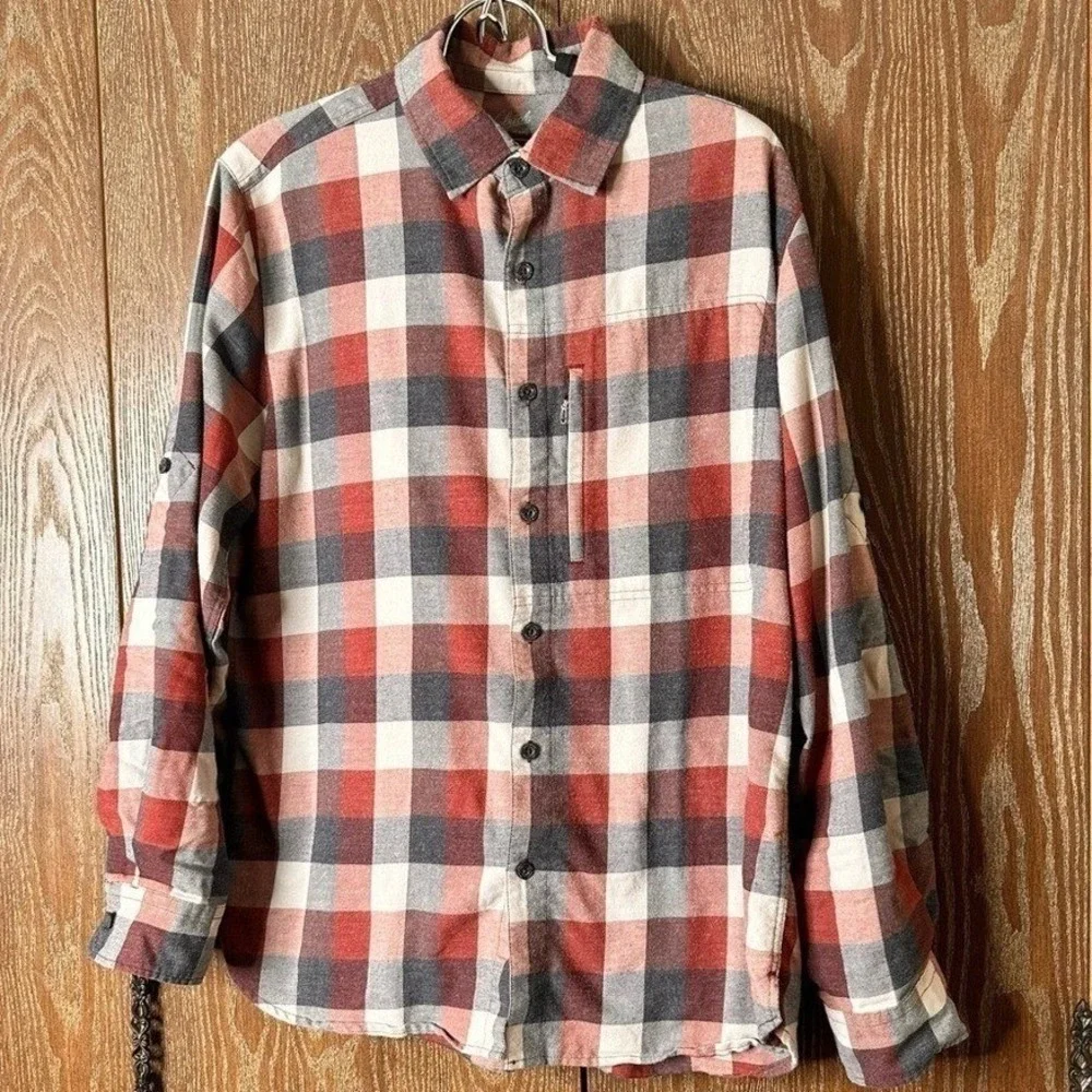Modern Plaid Utility Outdoor Flannel Woolrich Men's Med Workwear Red Button Down - Picture 8 of 8